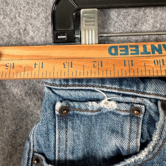 Abercrombie & Fitch The 4" Mom Short High Rise Denim Distressed Blue Size 26 - Picture 9 of 10